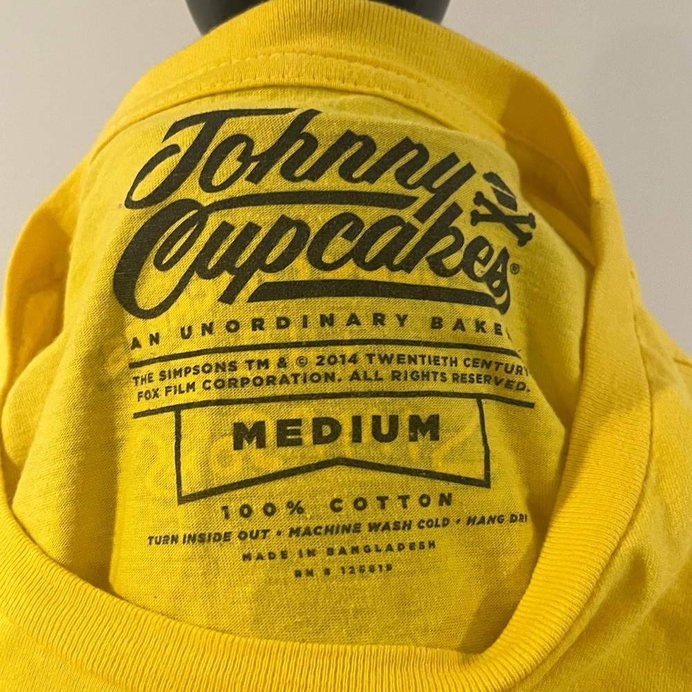 Johnny Cupcakes Simpsons Nelson T-shirt Medium Preowned - Picture 6 of 6